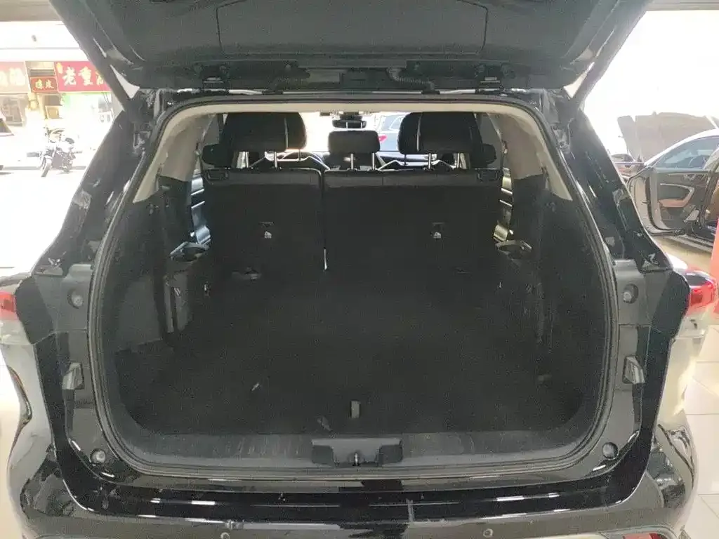 Toyota Highlander 2023 из CN, фото 7