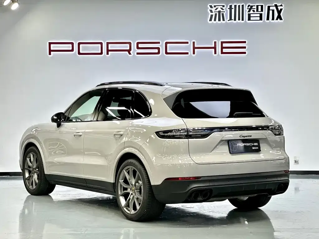 Porsche Cayenne — фото 7
