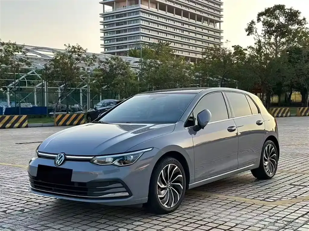 Volkswagen Golf 2022 из CN, фото 2