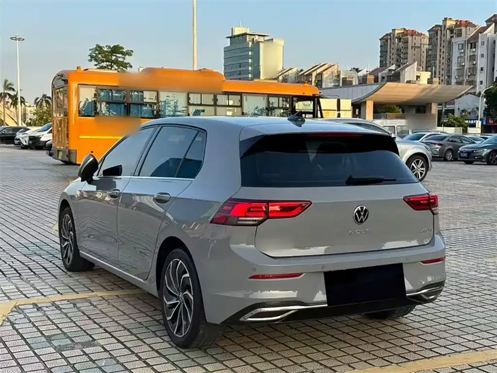 Volkswagen Golf 2022 из CN, фото 7