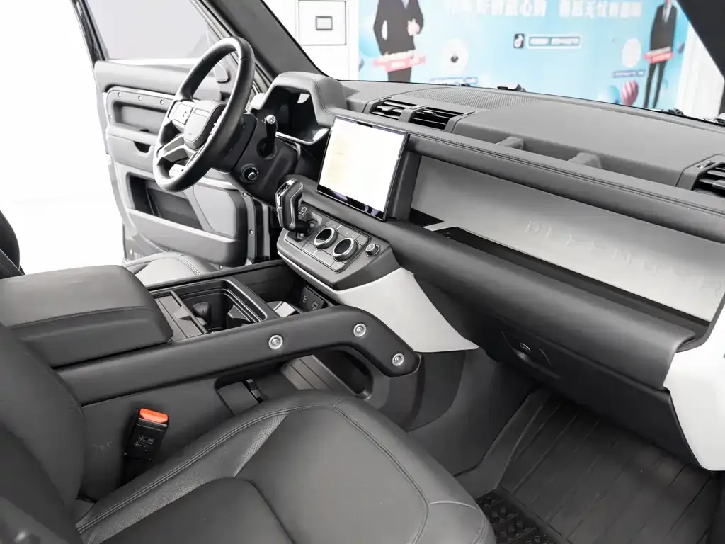 Land Rover Defender 2023 из CN, фото 10