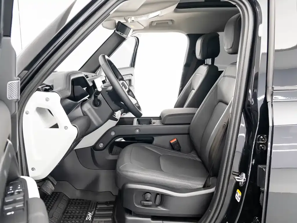 Land Rover Defender 2023 из CN, фото 6