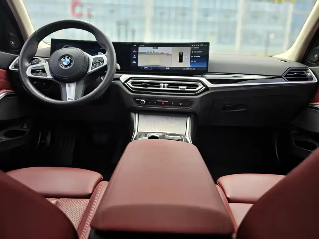 BMW 3 Series 2023 из CN, фото 10