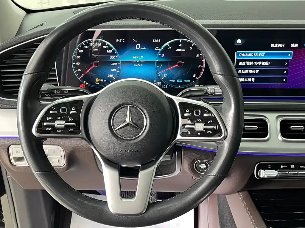 Mercedes-Benz GLE — фото 7