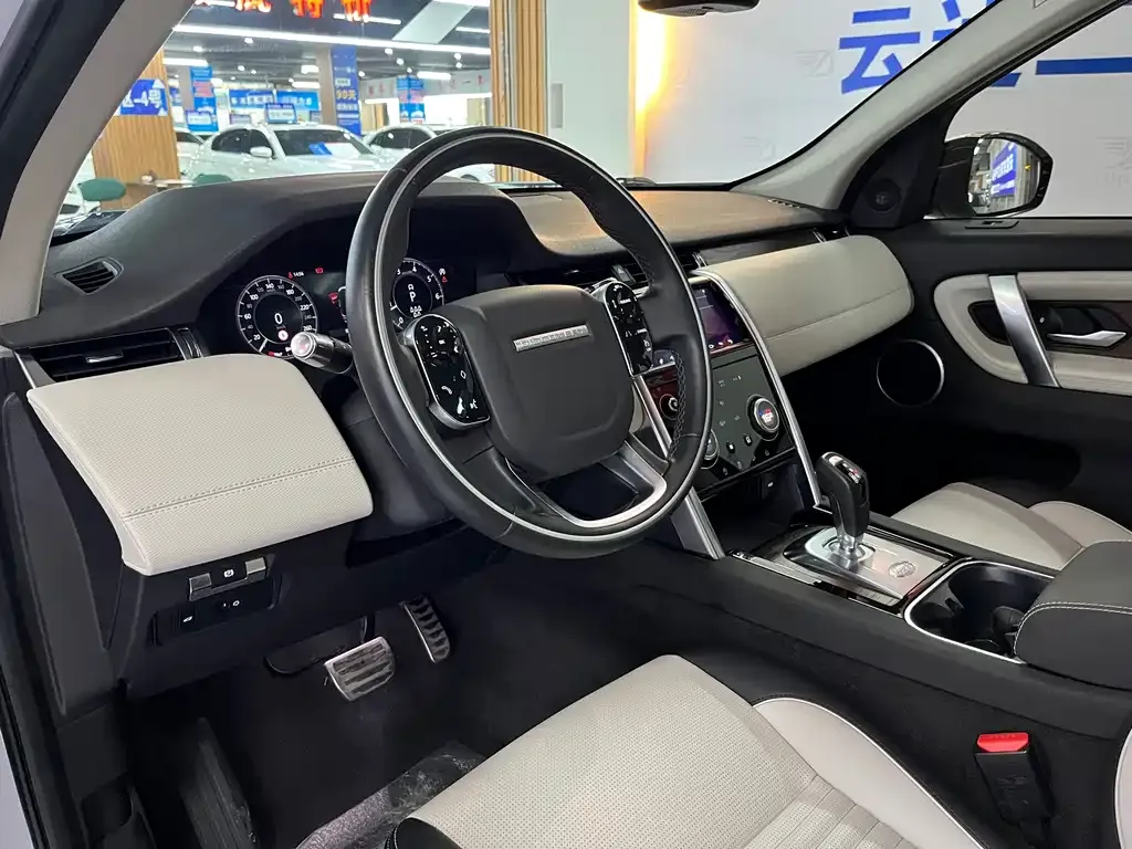 Land Rover Discovery Sport — фото 10