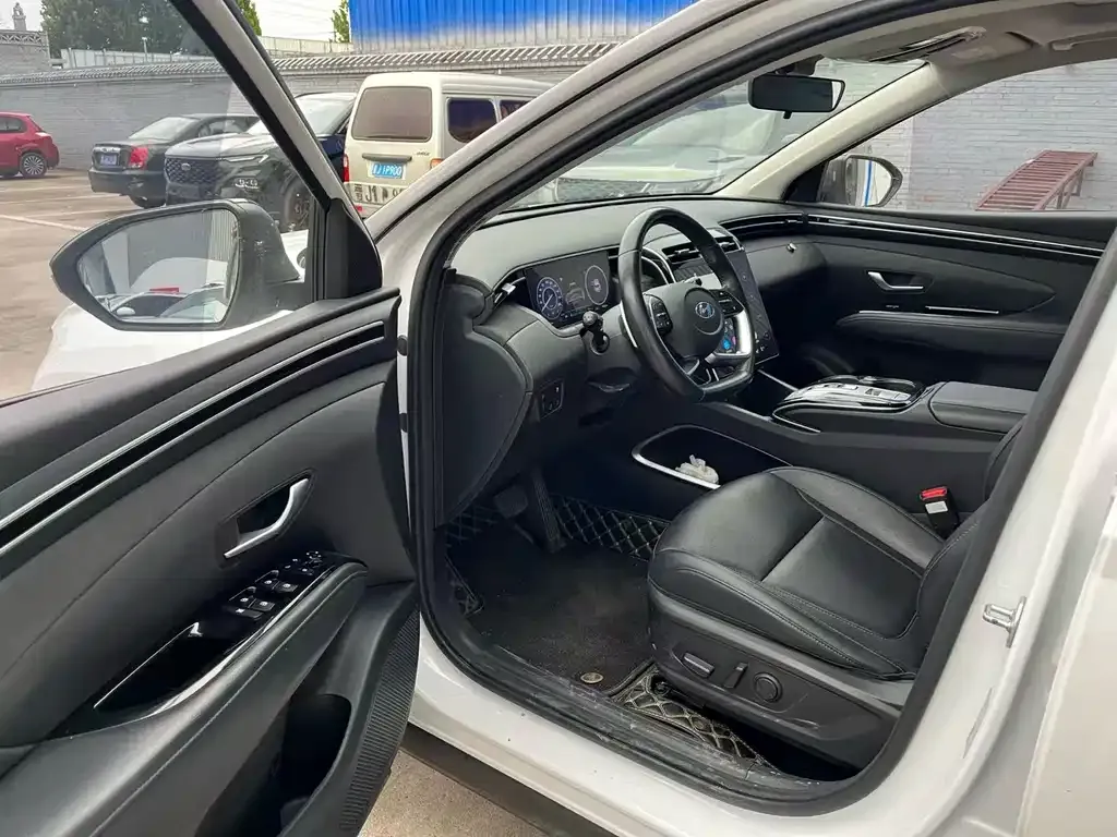 Hyundai Tucson — фото 2