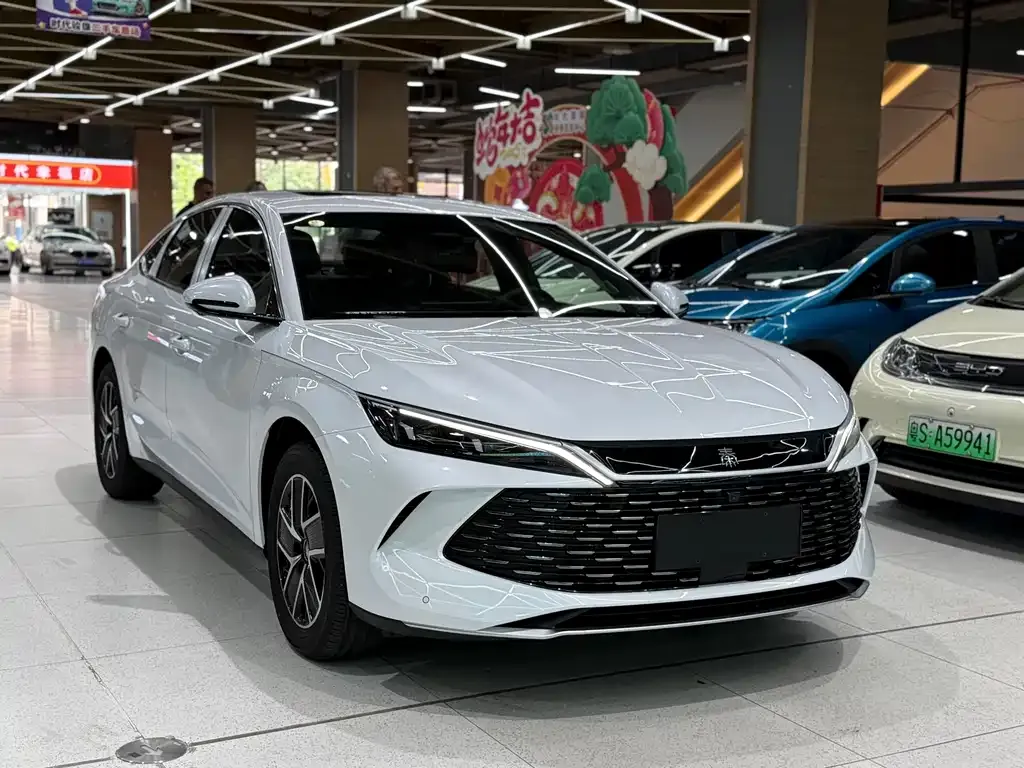 BYD Qin L — фото 3