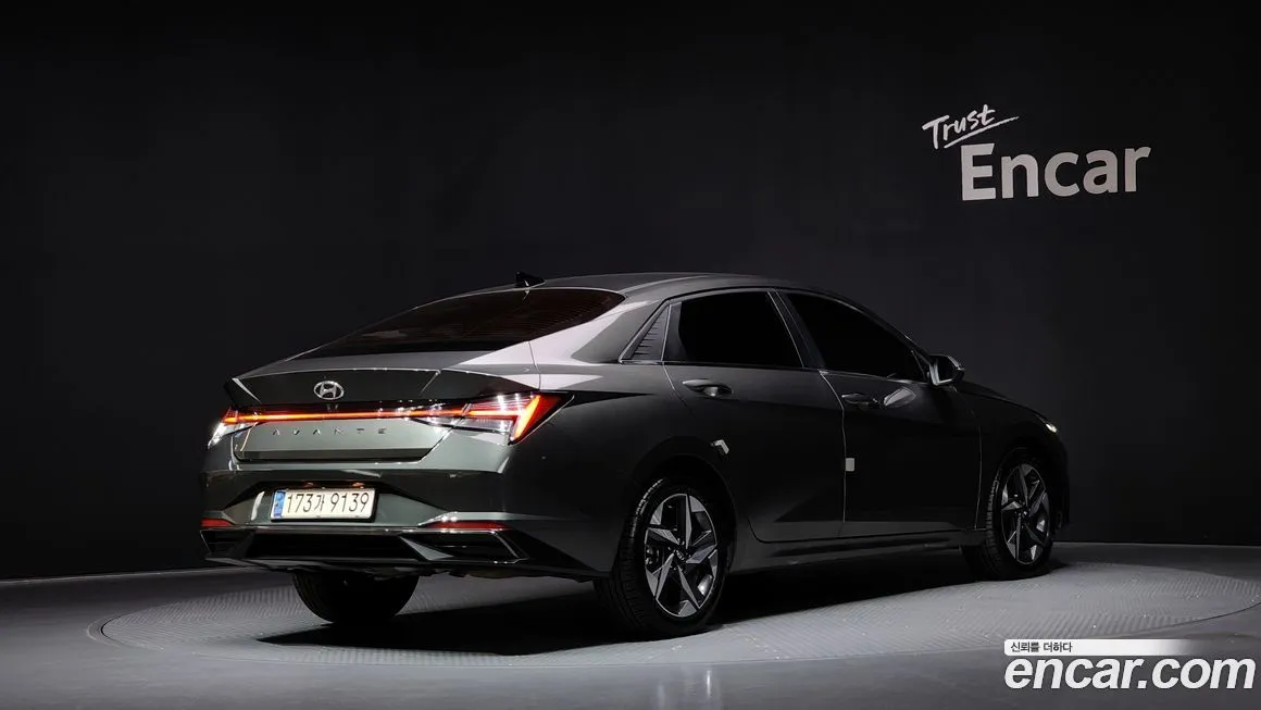 Hyundai AVANTE — фото 2