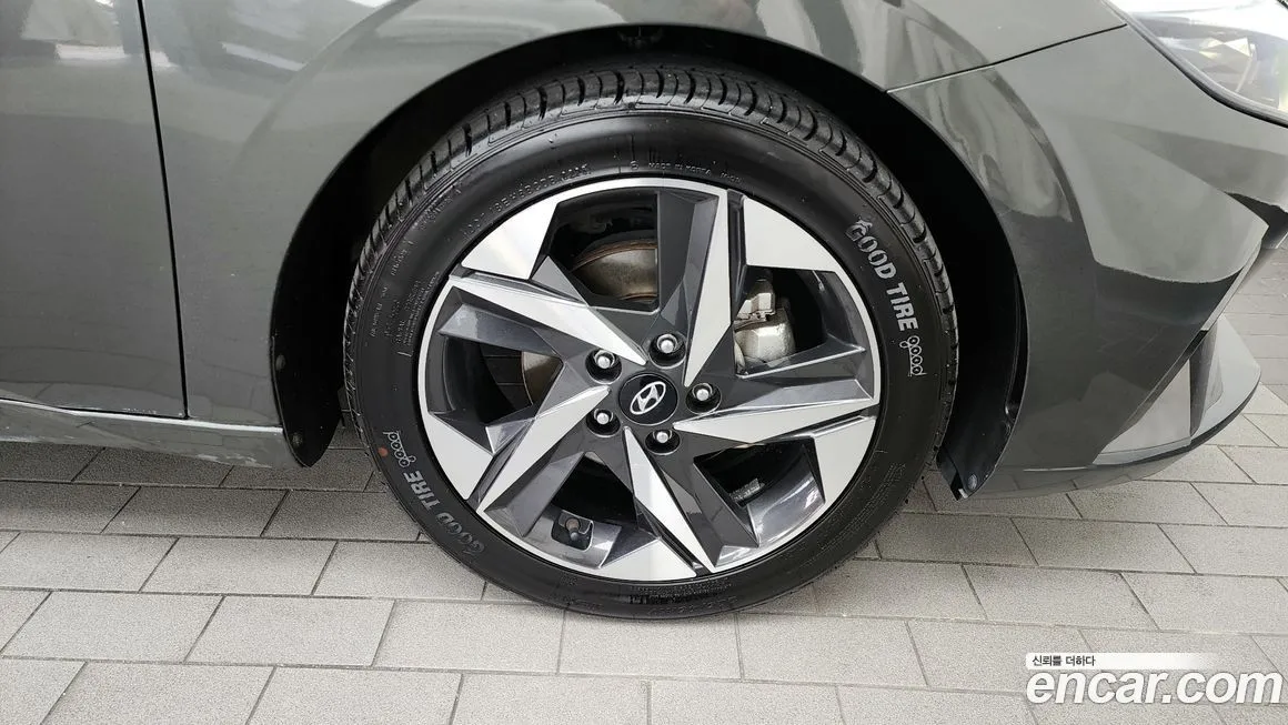 Hyundai AVANTE — фото 5