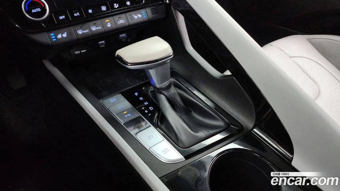 Hyundai AVANTE — фото 9
