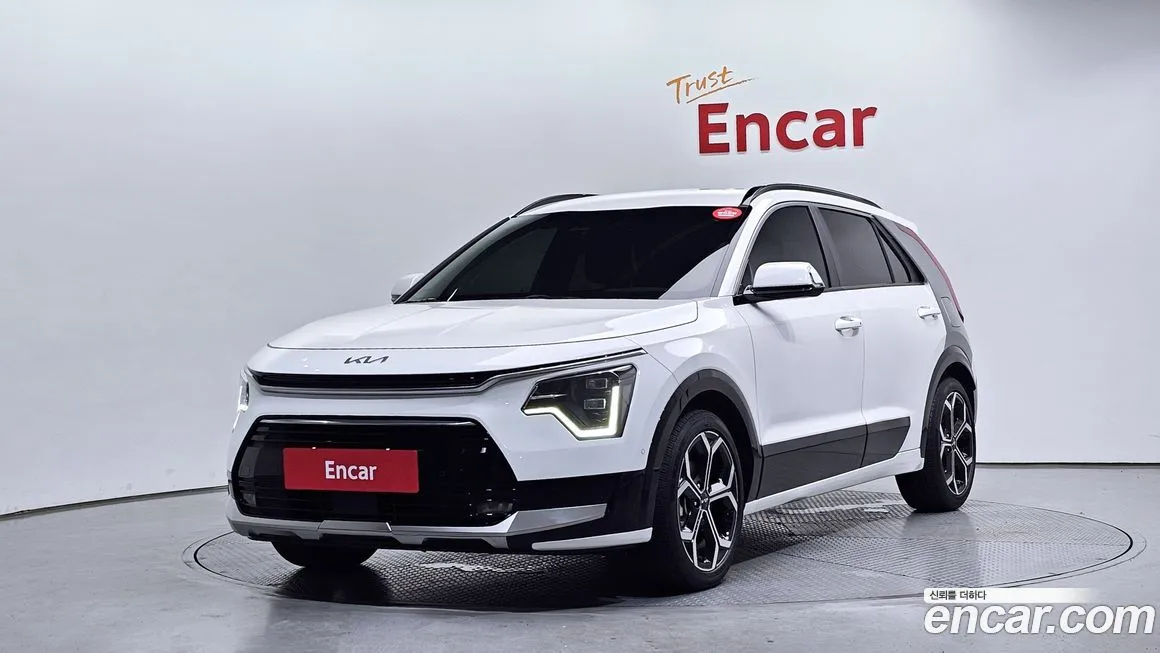 Kia Niro — фото 1