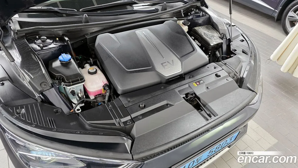 Kia EV6 — фото 6