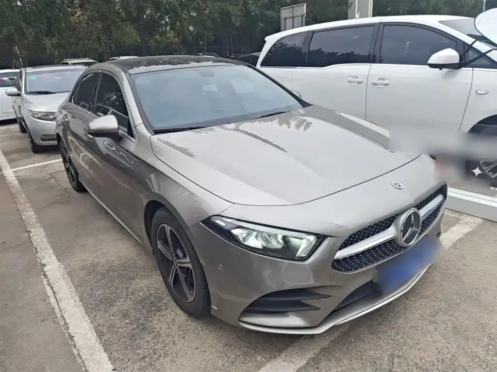 Mercedes-Benz A-Class 2023 из CN, фото 4
