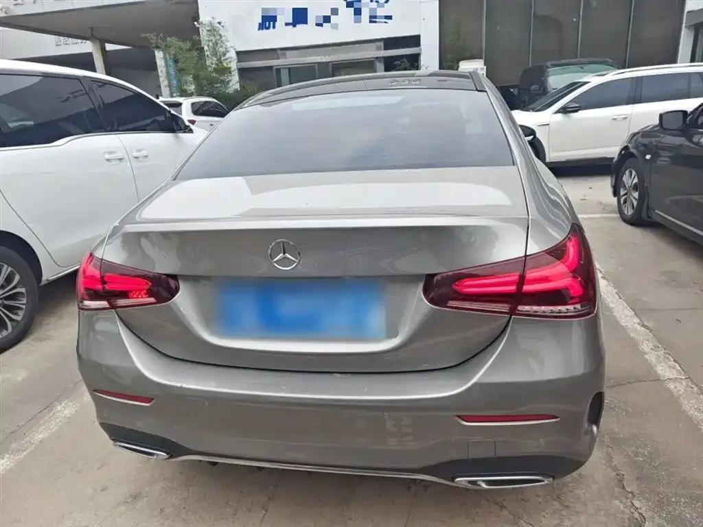 Mercedes-Benz A-Class 2023 из CN, фото 6