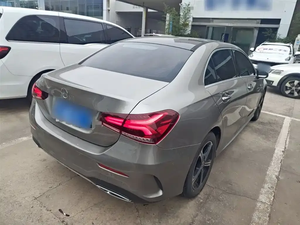 Mercedes-Benz A-Class 2023 из CN, фото 7