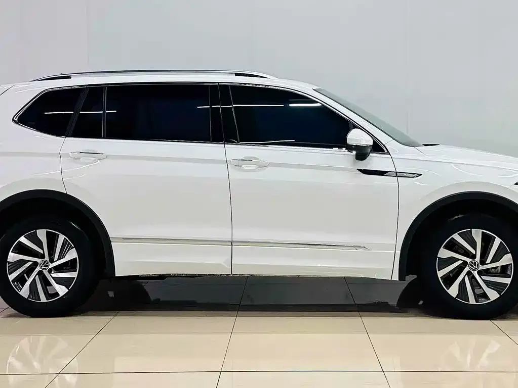 Volkswagen Tiguan L New Energy 2023 из CN, фото 3