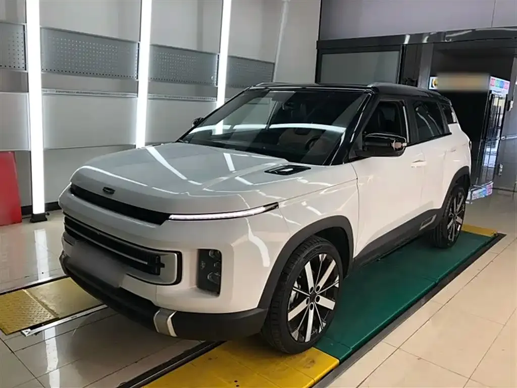 Geely Icon — фото 1
