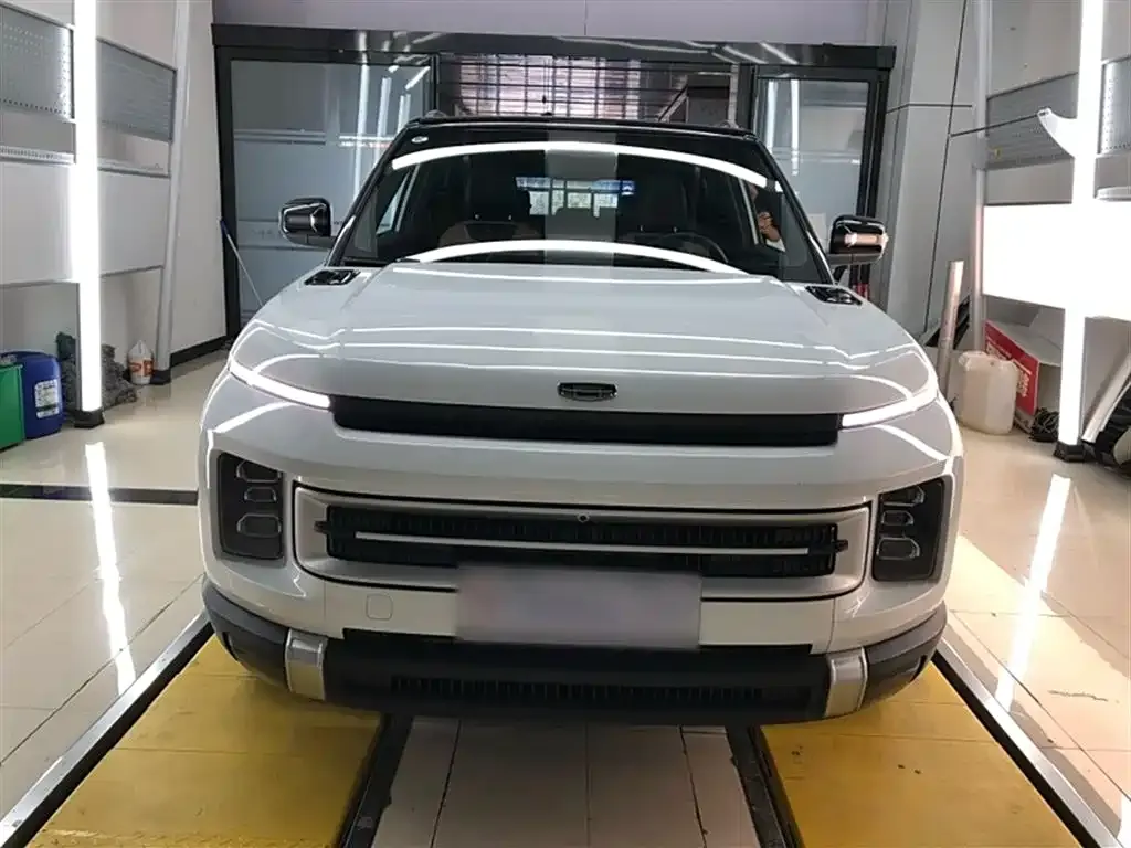 Geely Icon — фото 8
