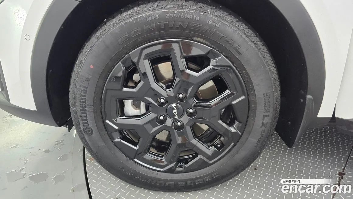 Kia Sorento — фото 5