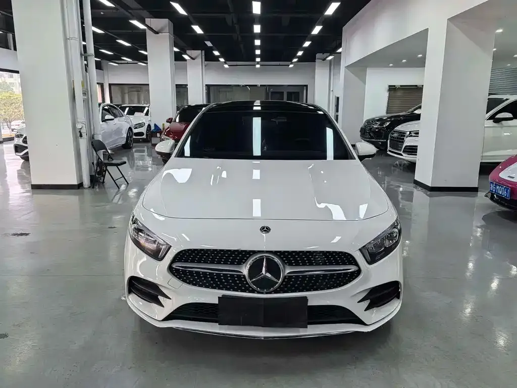 Mercedes-Benz A-Class 2023 из CN, фото 2