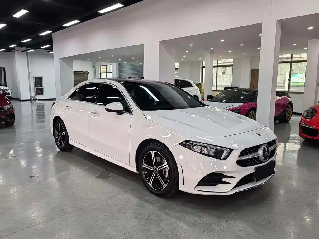 Mercedes-Benz A-Class 2023 из CN, фото 3