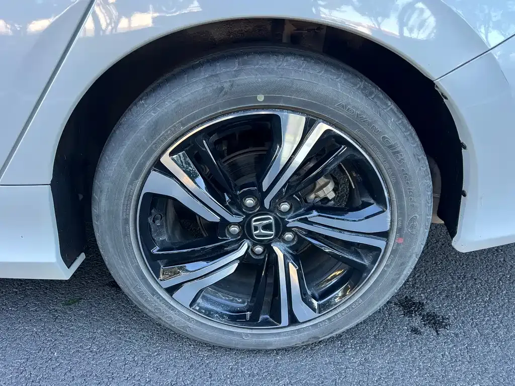 Honda Civic — фото 10