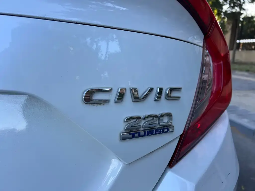 Honda Civic — фото 9