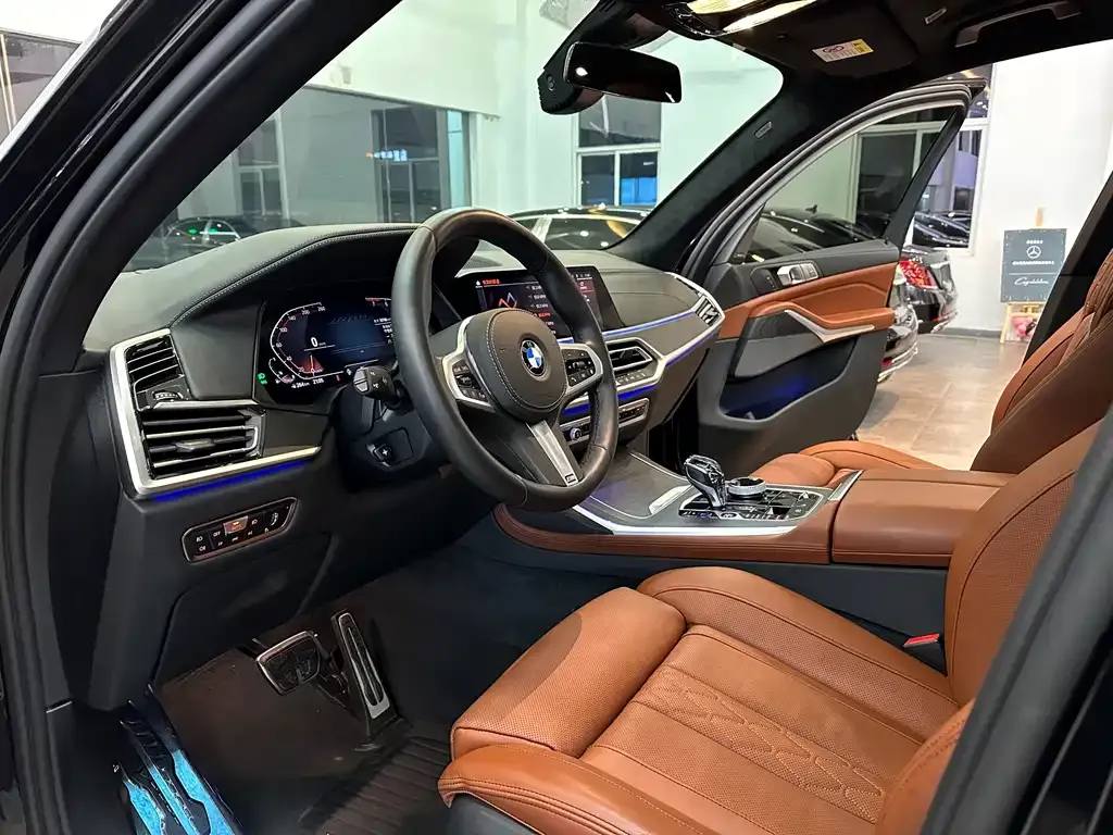 BMW X7 2021 из CN, фото 6