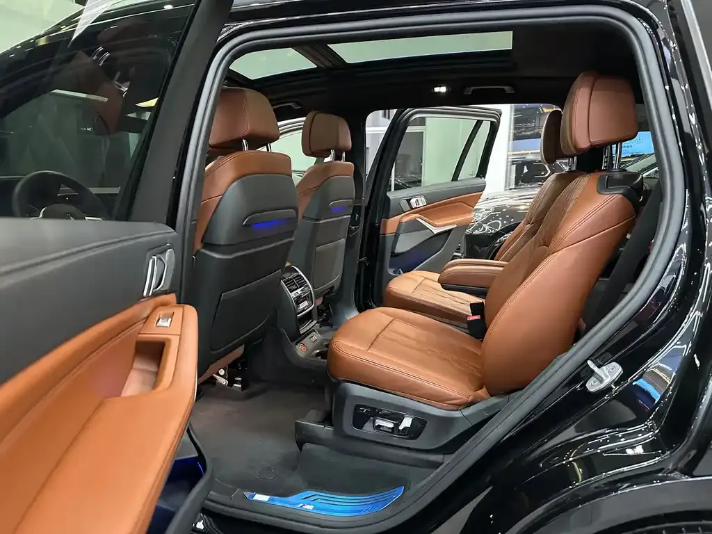 BMW X7 2021 из CN, фото 9