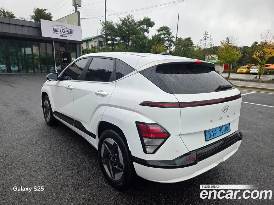 Hyundai Kona 2023 из KR, фото 4