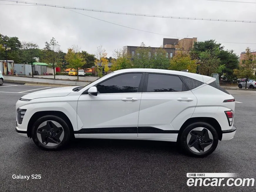 Hyundai Kona 2023 из KR, фото 6