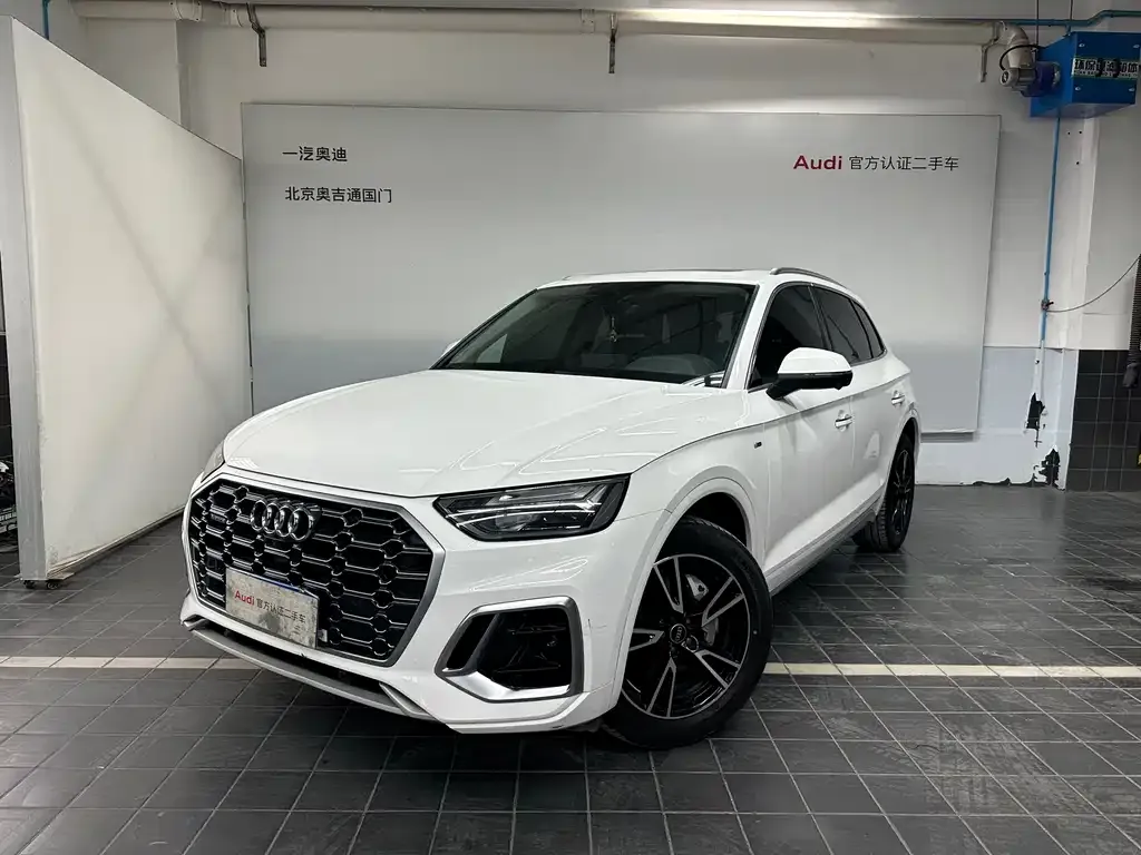 Audi Q5L 2023 из CN, фото 1