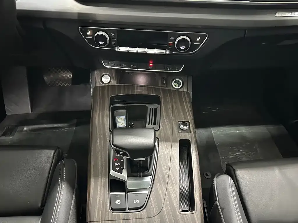 Audi Q5L 2023 из CN, фото 8