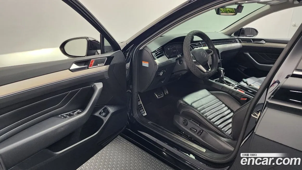 Volkswagen Passat 2022 из KR, фото 10