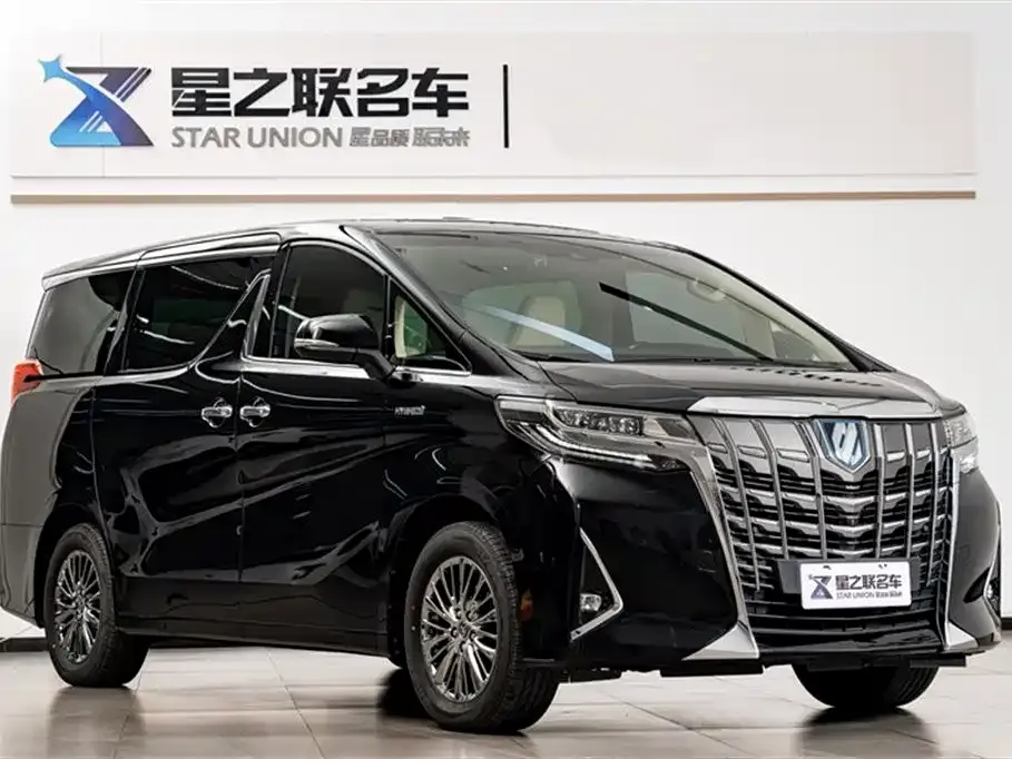 Toyota Alphard — фото 5