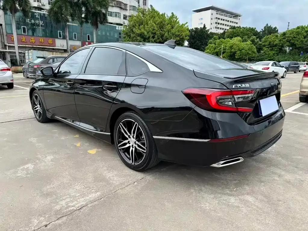 Honda Accord 2023 из CN, фото 5
