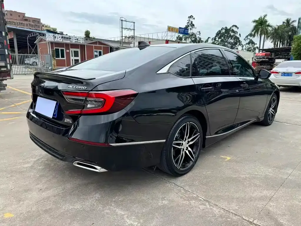 Honda Accord 2023 из CN, фото 7