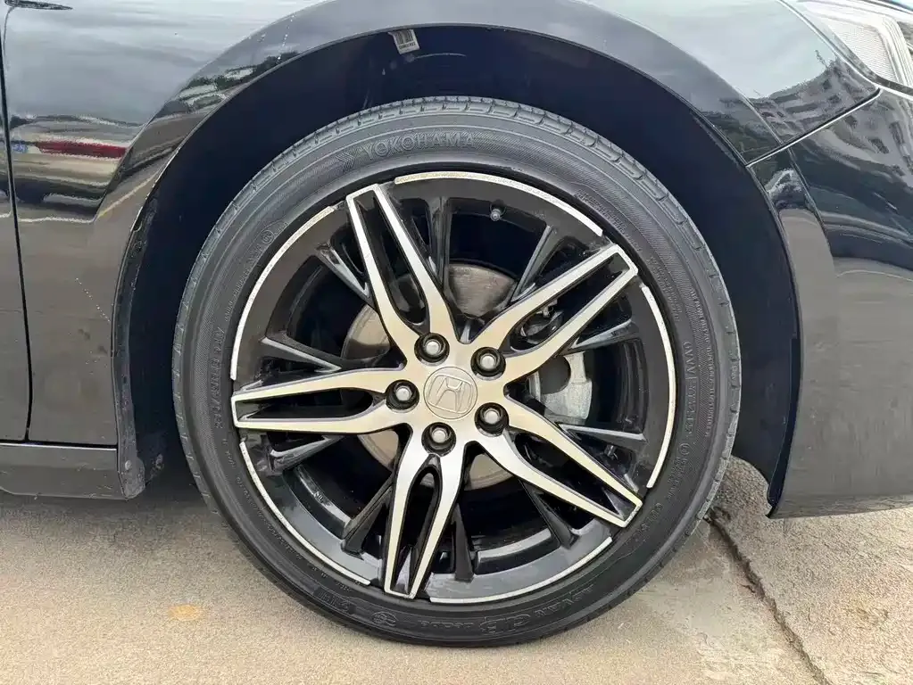 Honda Accord 2023 из CN, фото 9