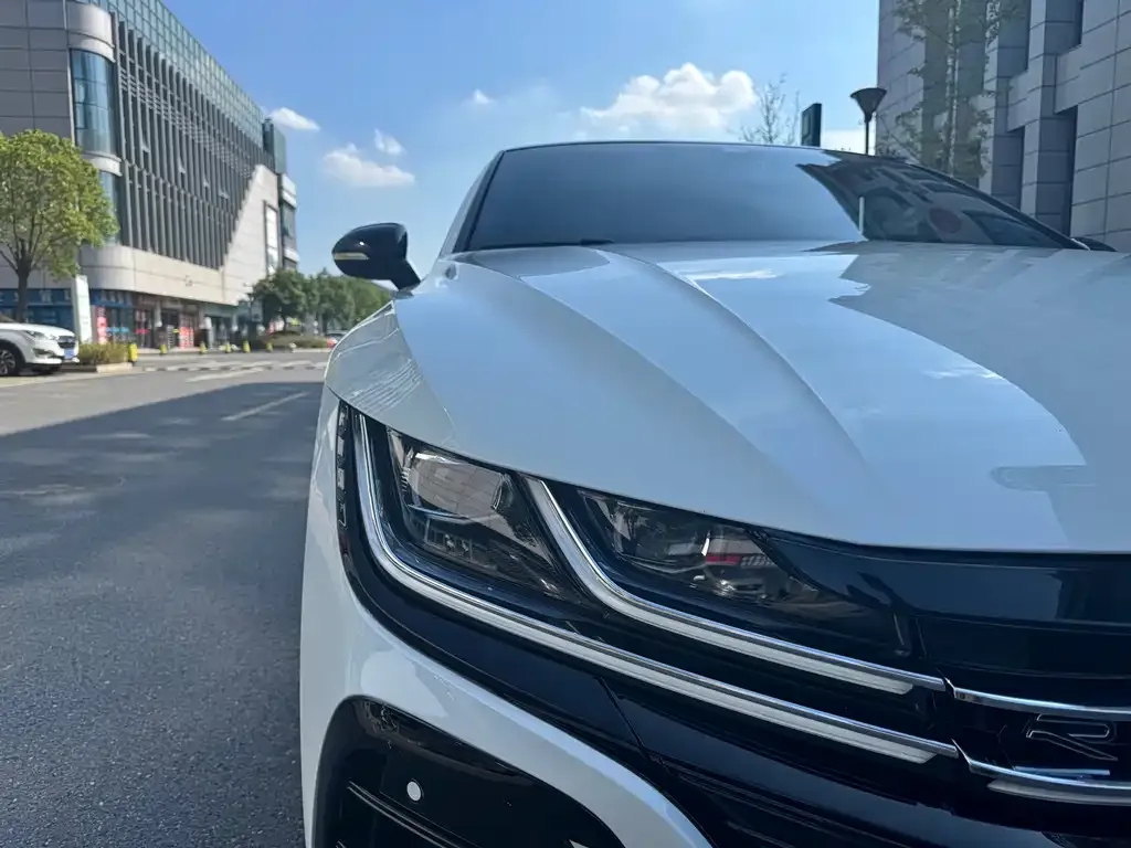 Volkswagen CC 2023 из CN, фото 3