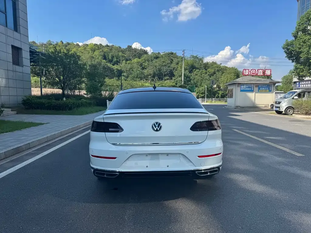 Volkswagen CC 2023 из CN, фото 6