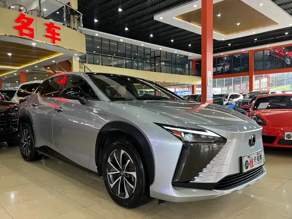 Lexus RZ 2024 из CN, фото 3