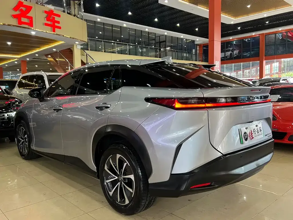 Lexus RZ 2024 из CN, фото 6