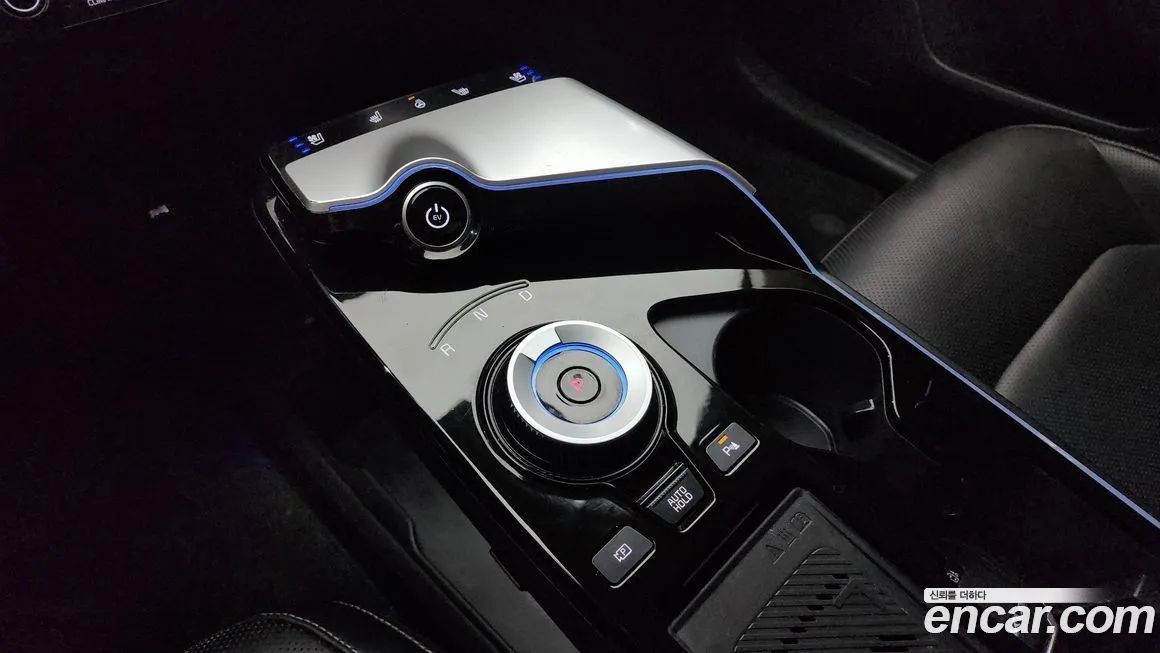 Kia EV6 — фото 9