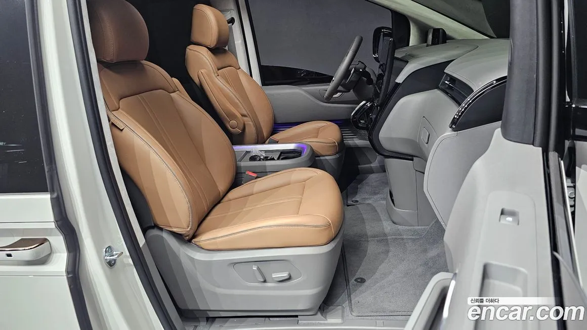 Hyundai Staria — фото 10