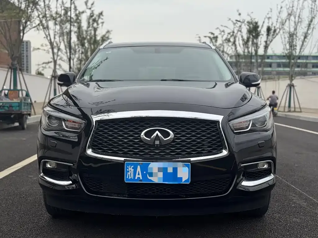 Infiniti QX60 (Import) — фото 2