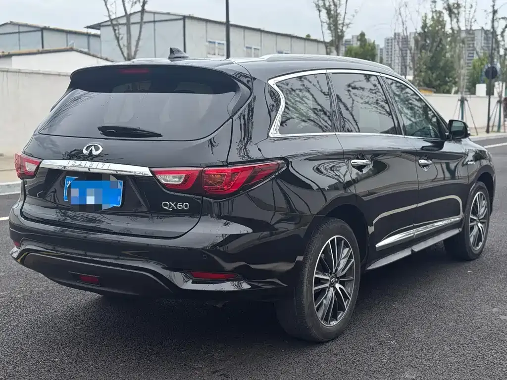 Infiniti QX60 (Import) — фото 5