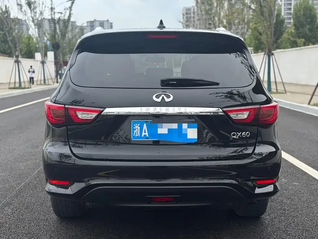 Infiniti QX60 (Import) — фото 6