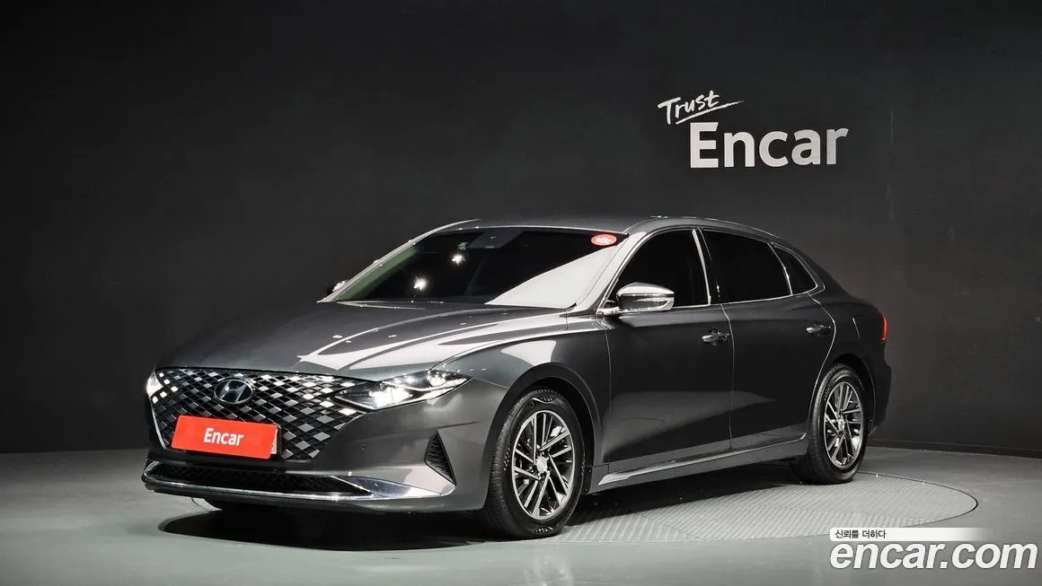 Hyundai Grandeur — фото 1