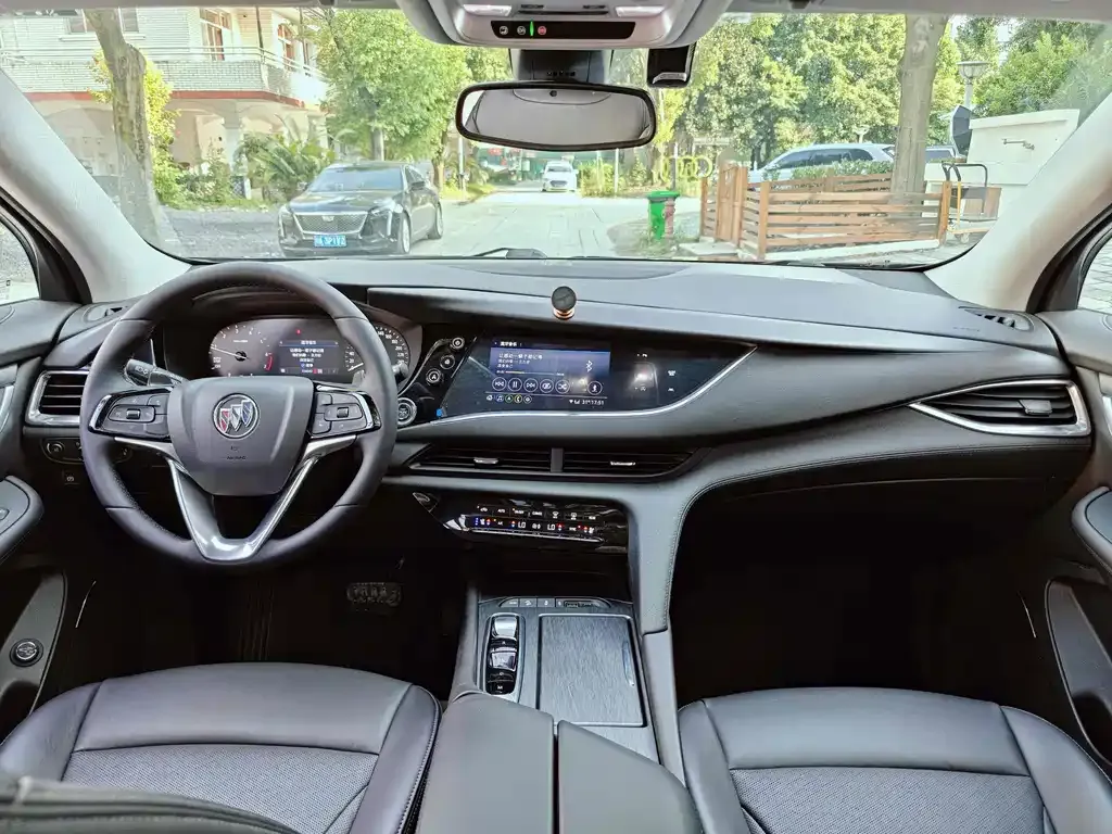 Buick Enclave 2021 из CN, фото 8