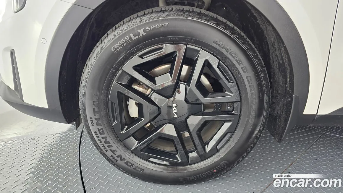 Kia Sorento — фото 5